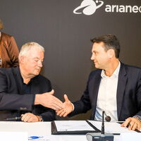 From left to right: Kristina Vogt, Senator for Economic Affairs, Labor and Europe (Free Hanseatic City of Bremen), Karl- Heinz Servos, Head of Production ArianeGroup, Ulrich Scheib, Chief Commercial Officer MT Aerospace © ArianeGroup/Hill Media